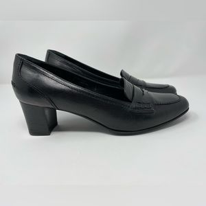 Brooks Brothers Women’s 346 Black Stack Heeled Penny Loafers Size 9